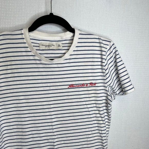Abercrombie & Fitch Mens Striped Logo Tee XS Crewneck Short Sleeve - Picture 1 of 7